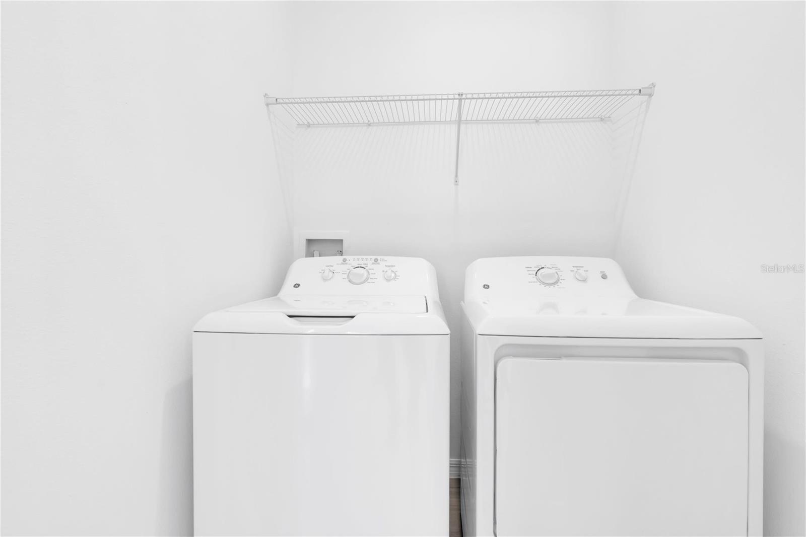 LONGLEAF NBRHD FOUR PH II - Residential Lease