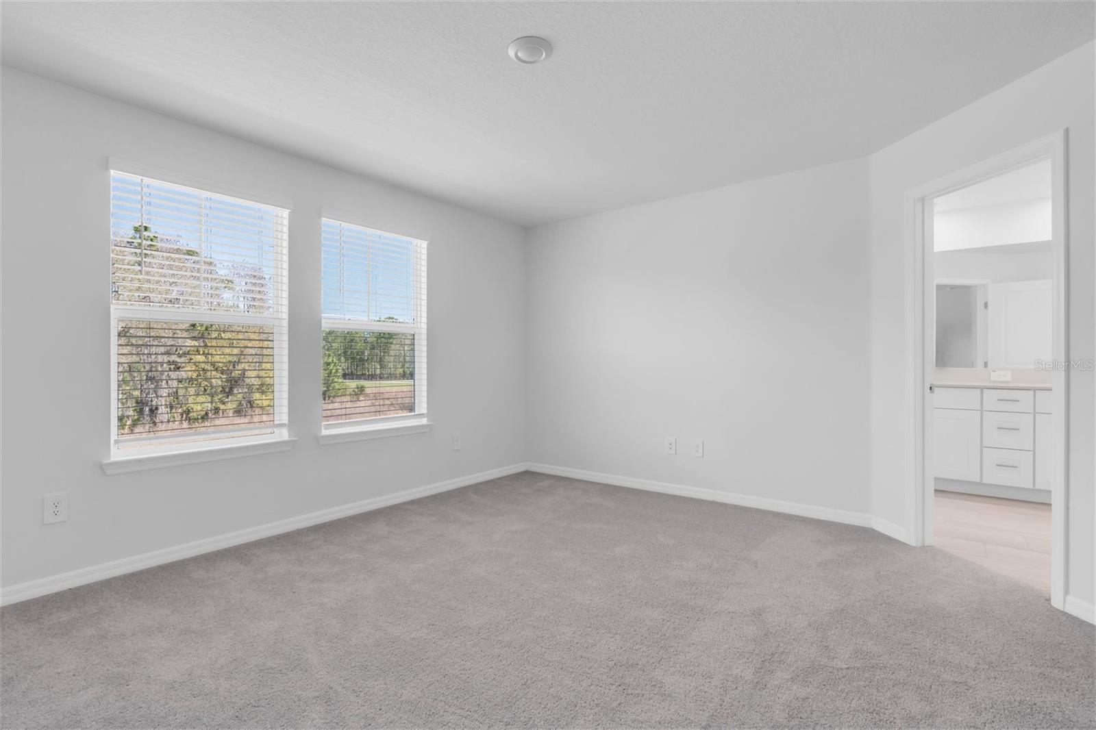 LONGLEAF NBRHD FOUR PH II - Residential Lease