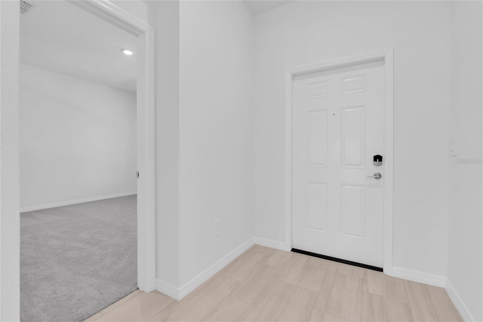 LONGLEAF NBRHD FOUR PH II - Residential Lease