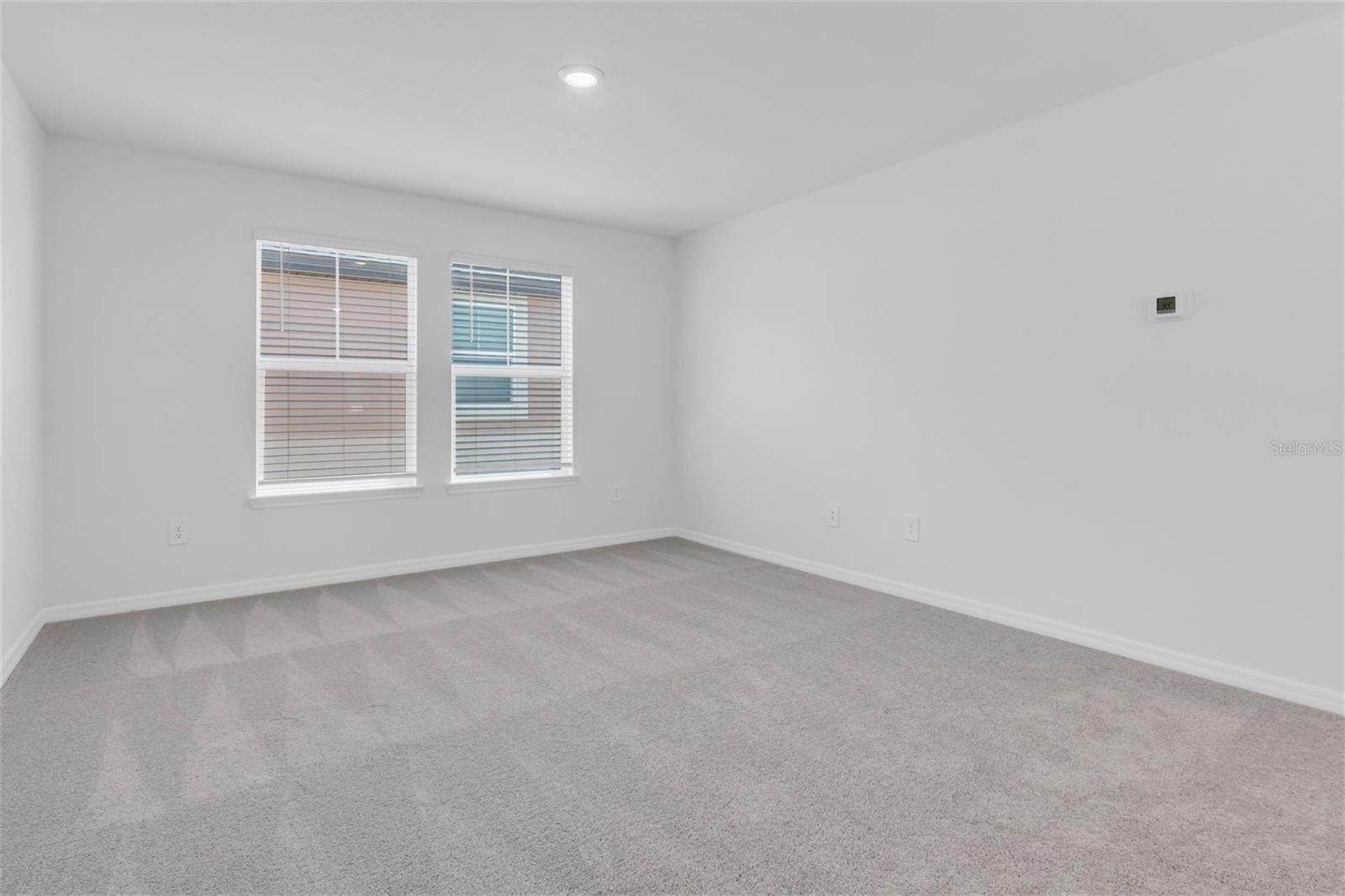 LONGLEAF NBRHD FOUR PH II - Residential Lease