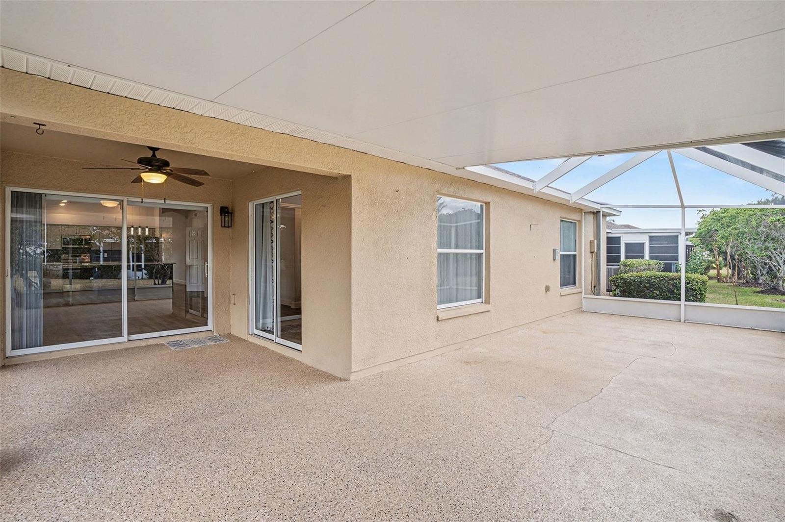 TAMPA BAY GOLF&TENNIS CLB PH V - Residential