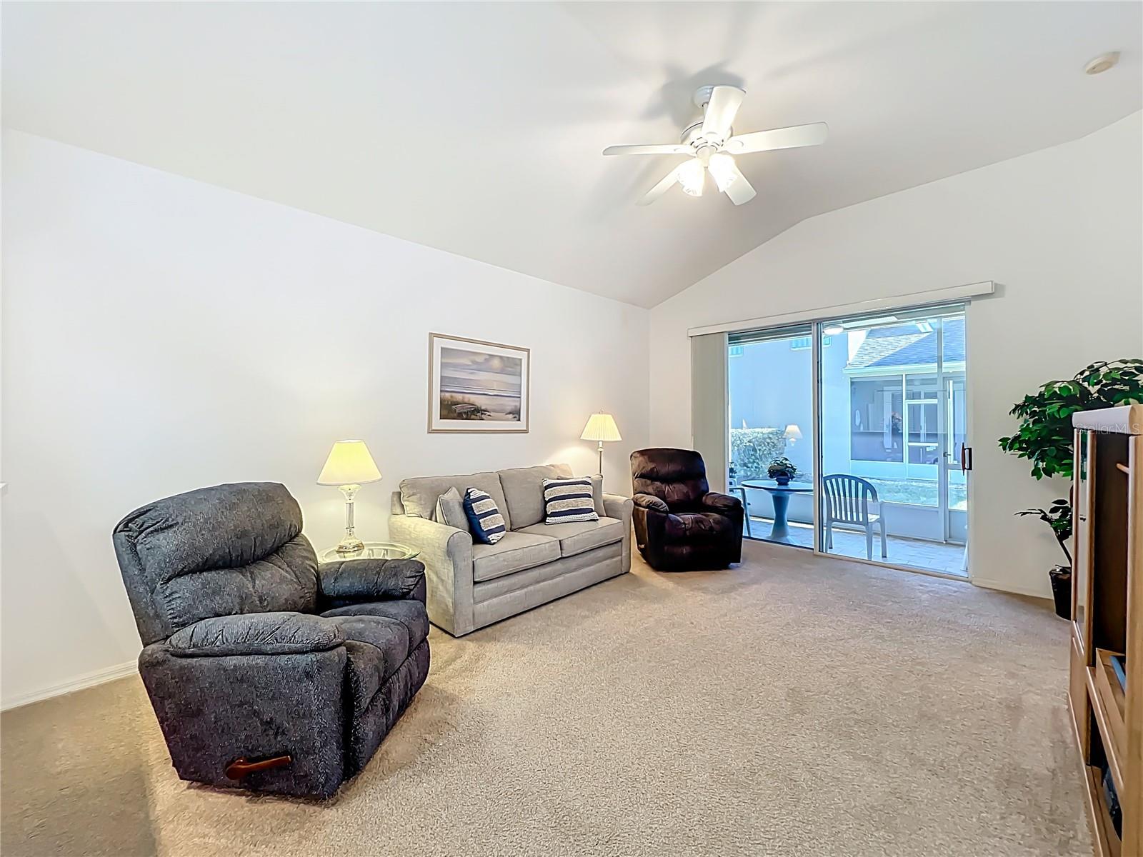 OCEAN SIDE VILLAGE - Residential