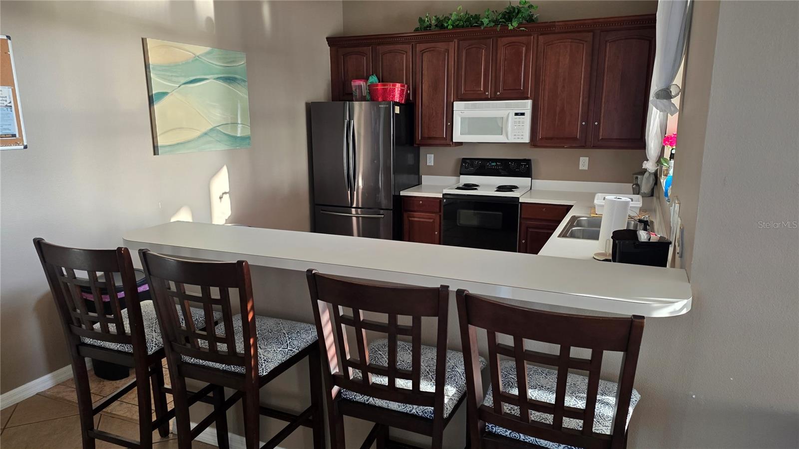 OCEAN SIDE VILLAGE - Residential