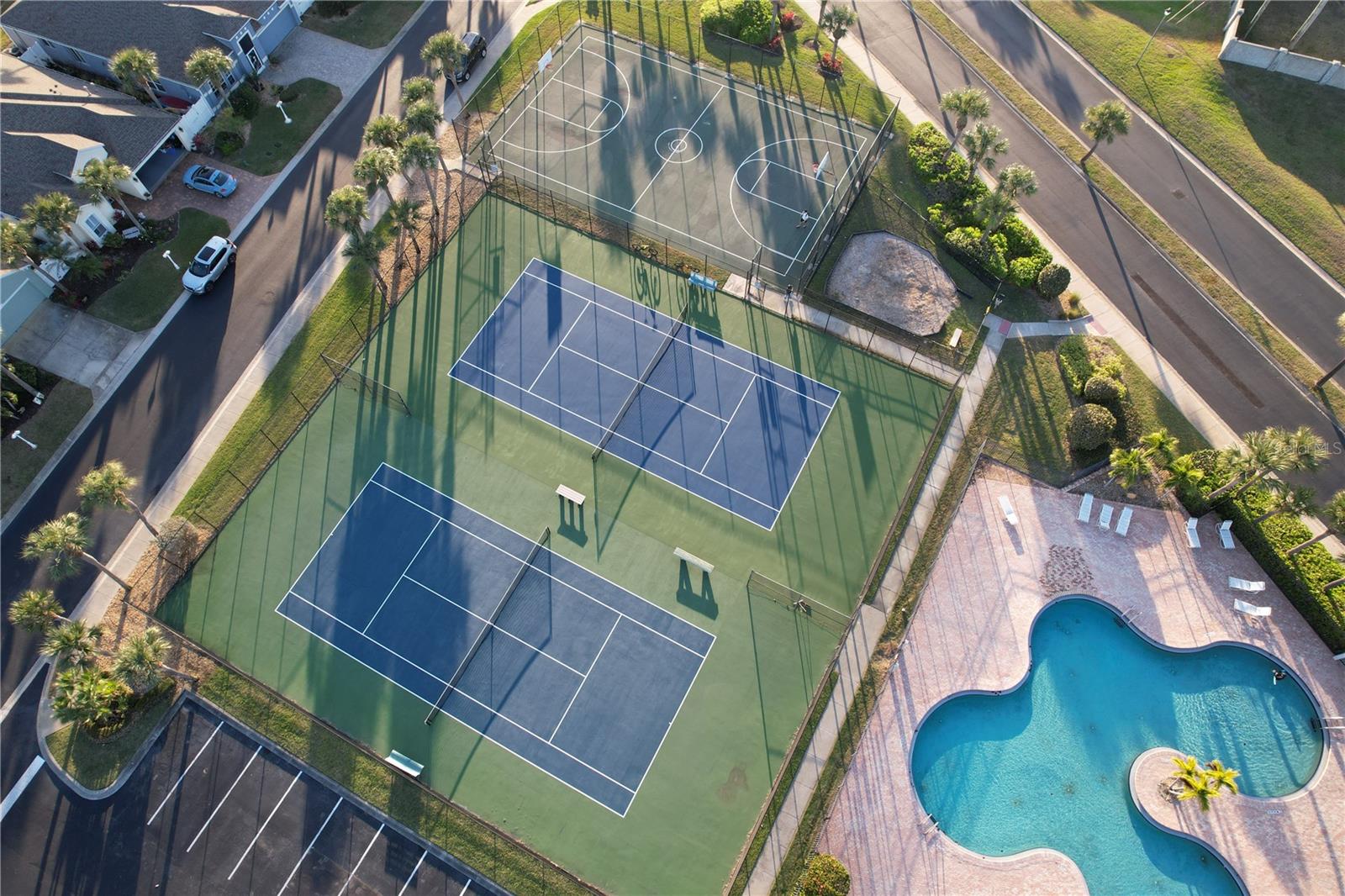 OCEAN SIDE VILLAGE - Residential