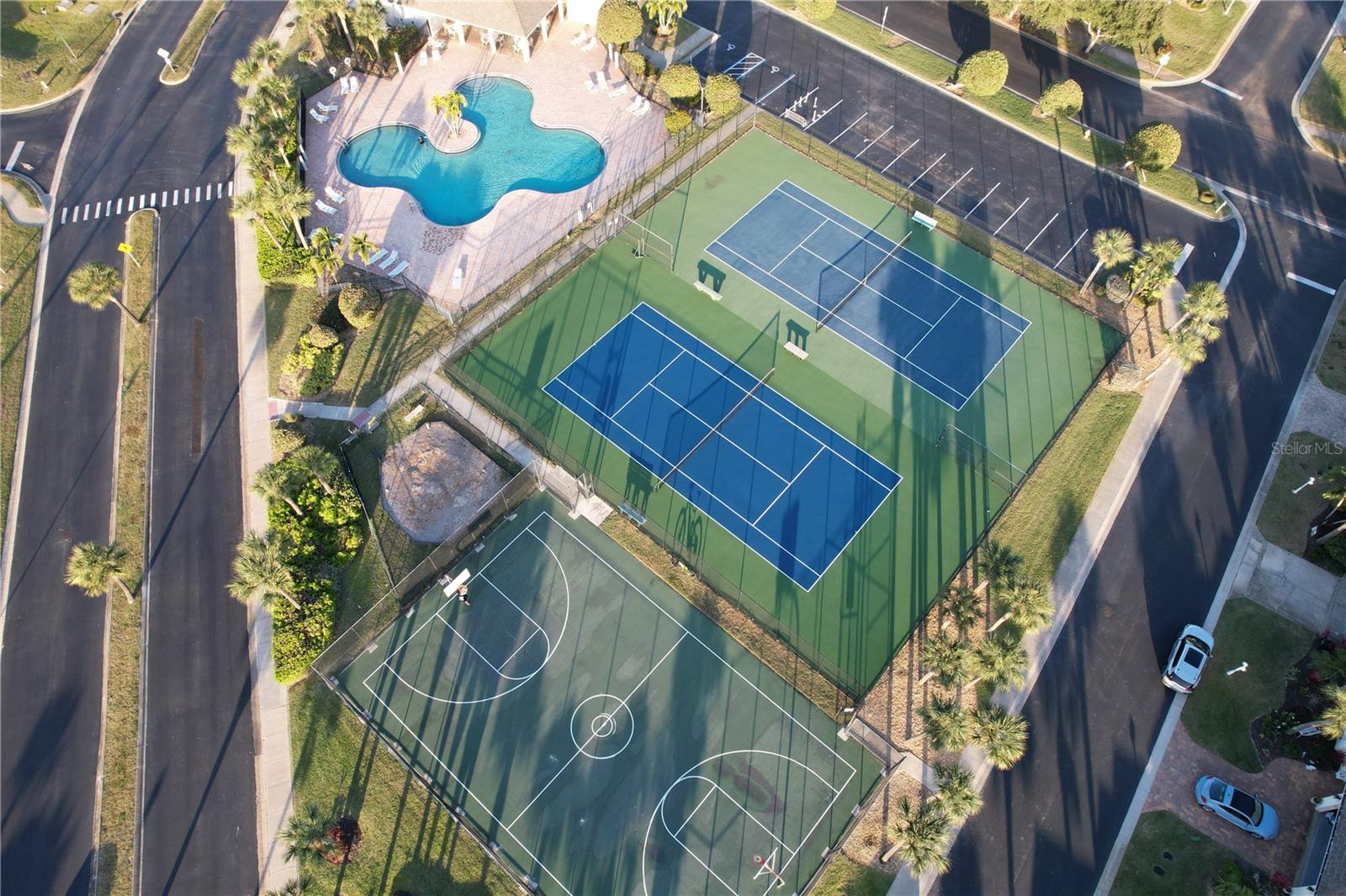 OCEAN SIDE VILLAGE - Residential