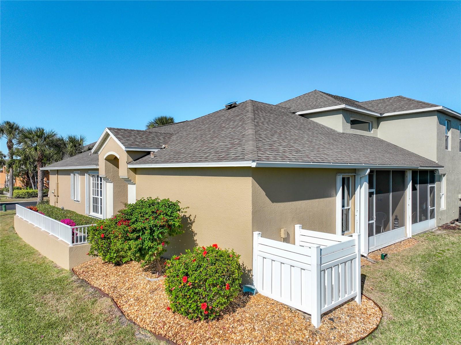 OCEAN SIDE VILLAGE - Residential