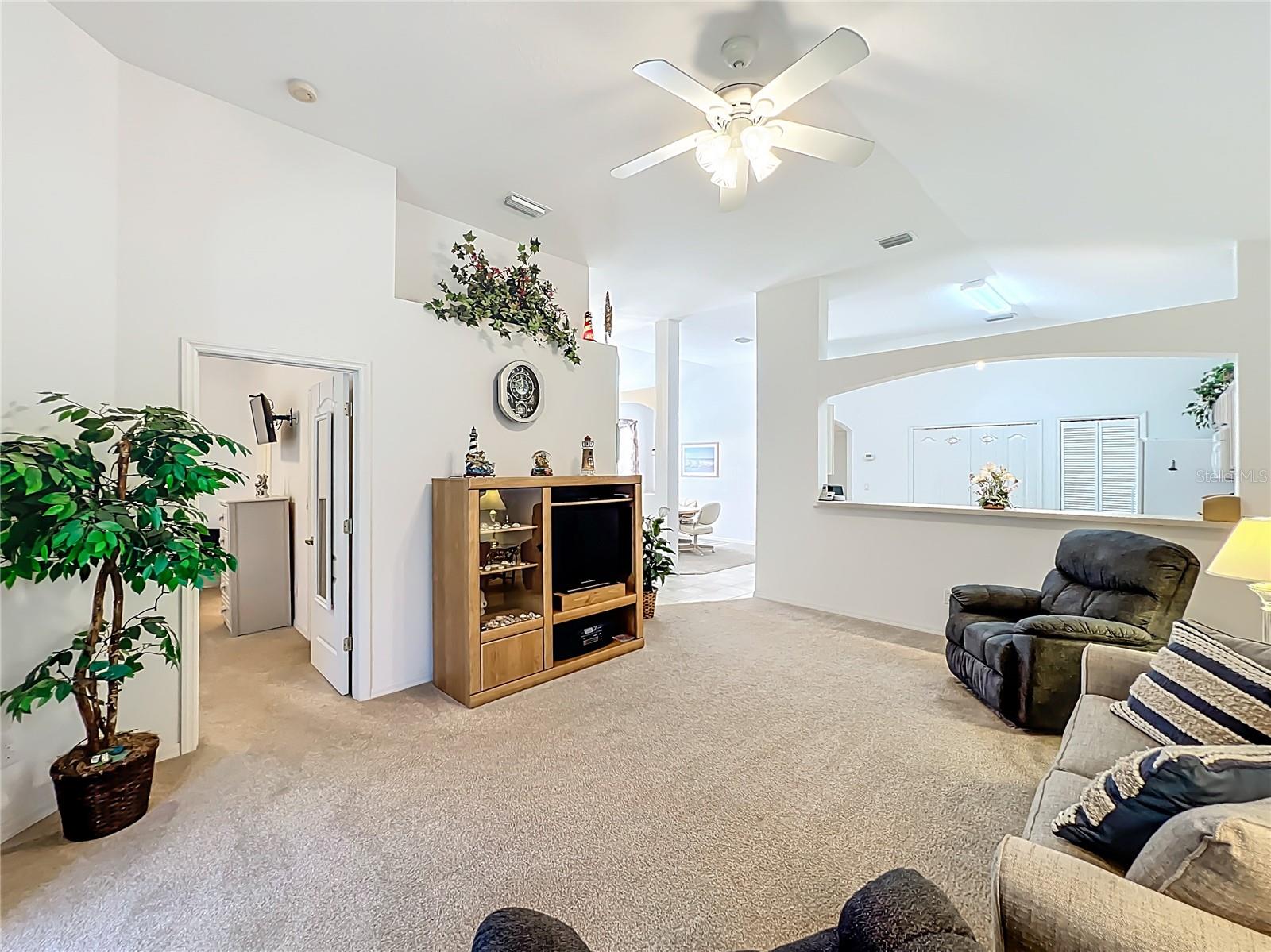 OCEAN SIDE VILLAGE - Residential