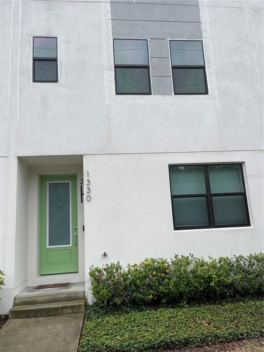 1330 W GRAY STREET 2