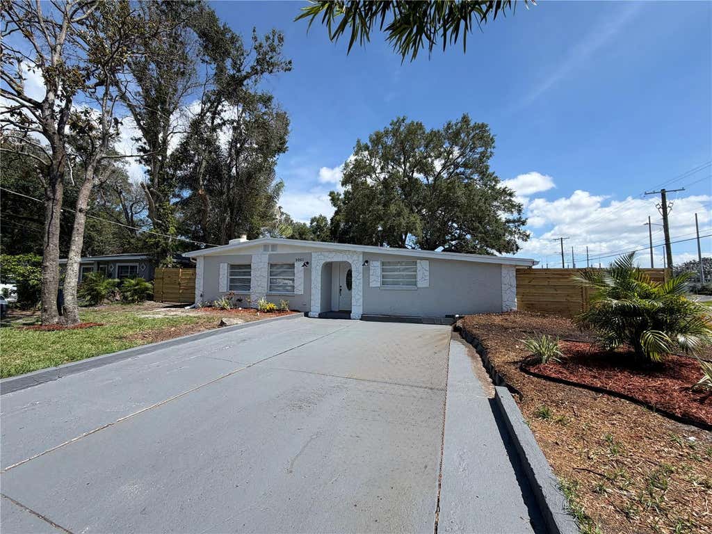 Photo of 3001 E Fern Street, Tampa, FL 33610 (MLS # TB8518504)