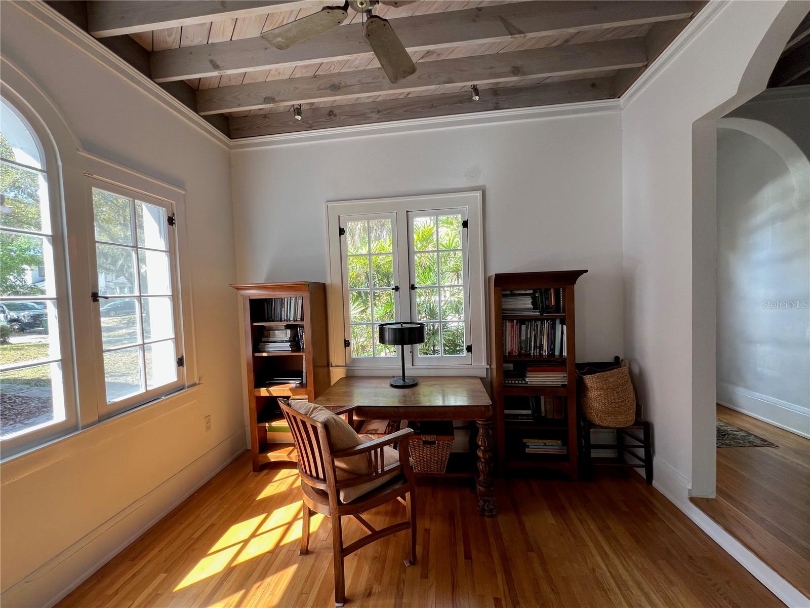 COLLEGE PLACE REP - Residential