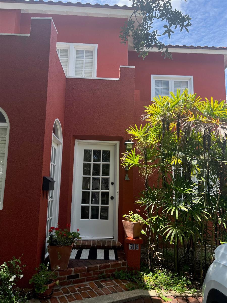 COLLEGE PLACE REP - Residential