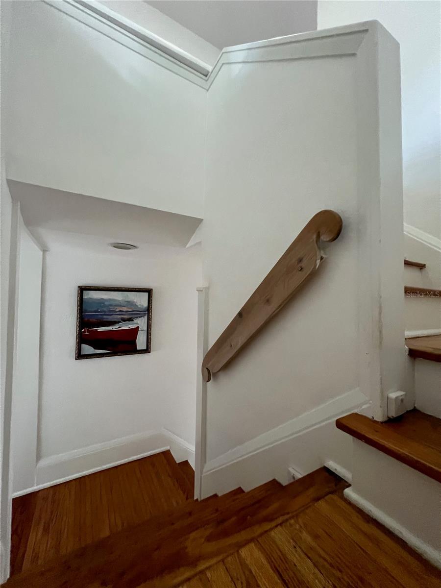 COLLEGE PLACE REP - Residential