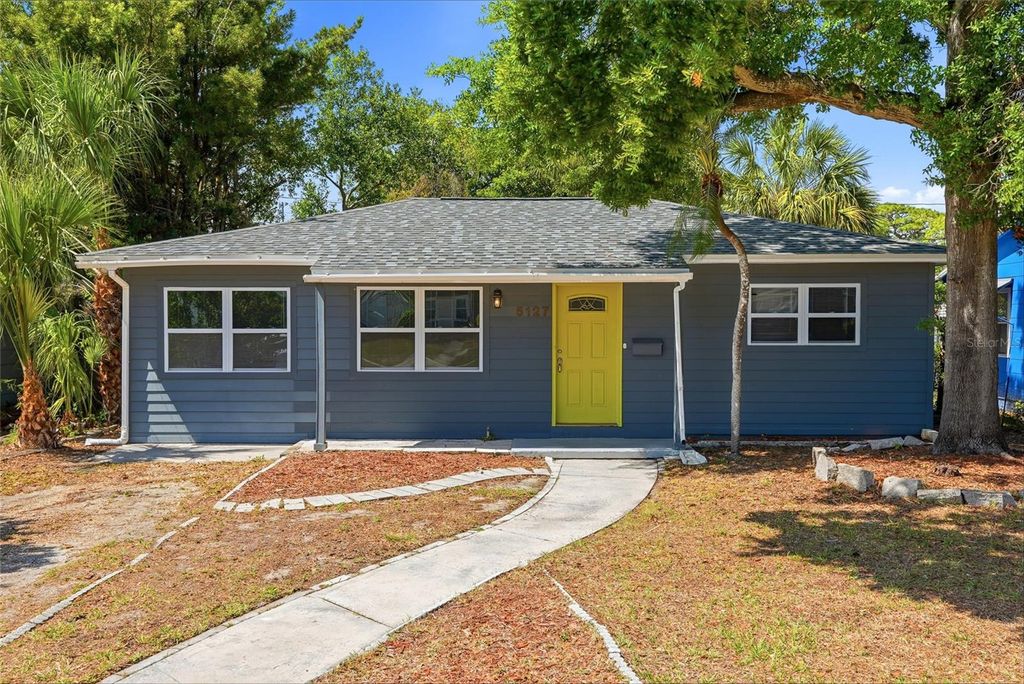Photo of 5127 4th Avenue S, St Petersburg, FL 33707 (MLS # TB8505839)
