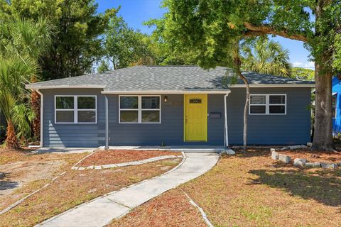 Photo of 5127 4th Avenue S, St Petersburg, FL 33707 (MLS # TB8505839)