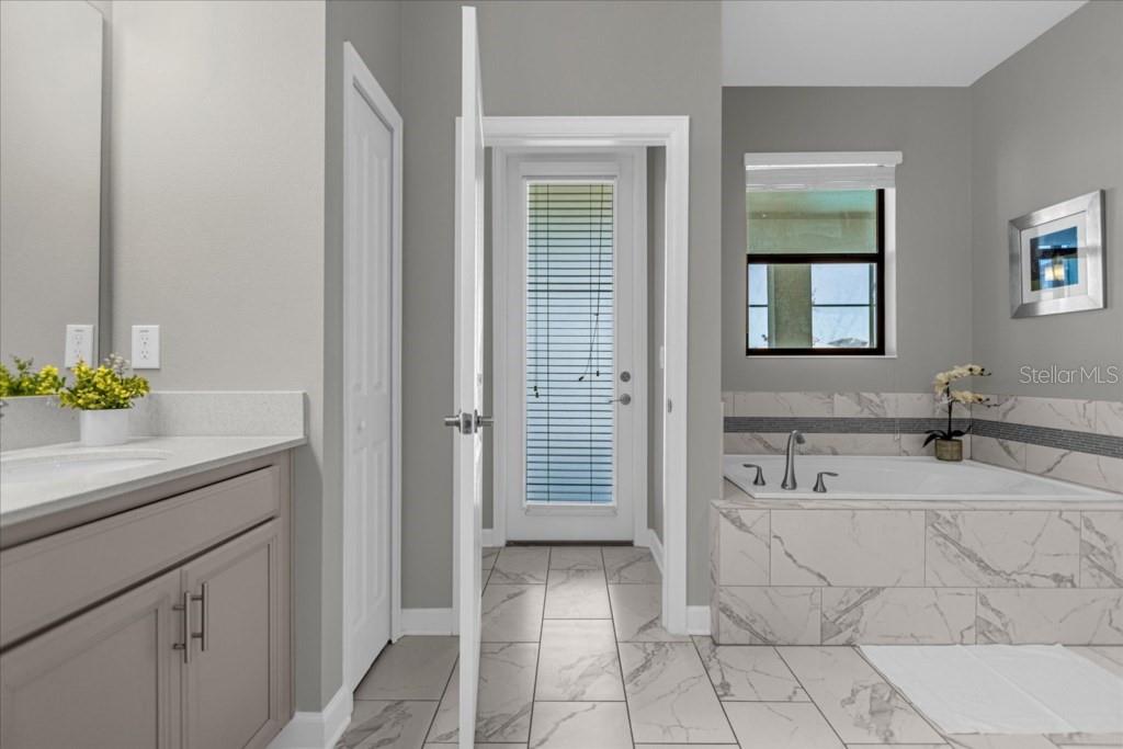 STOREY LAKE PH 3 - Residential