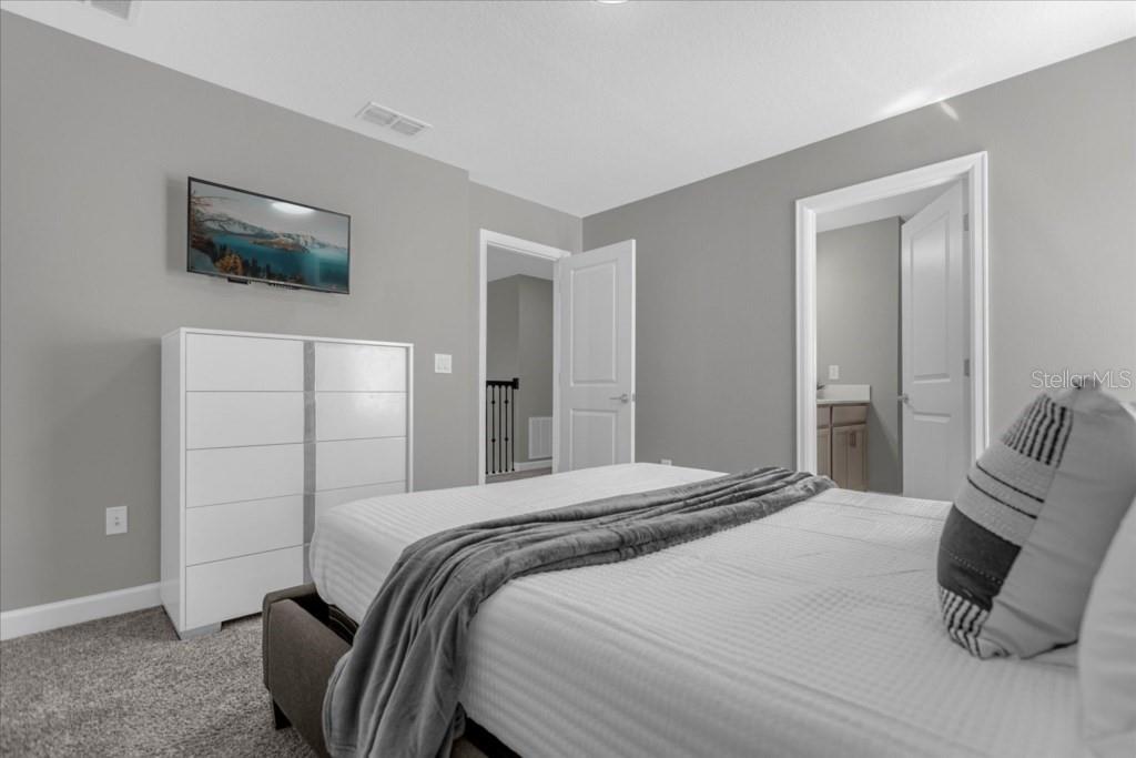 STOREY LAKE PH 3 - Residential