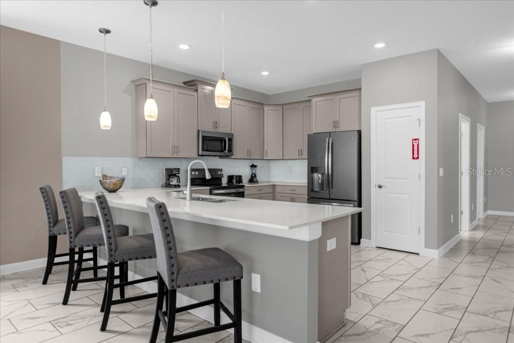 STOREY LAKE PH 3 - Residential