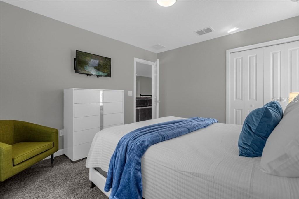 STOREY LAKE PH 3 - Residential