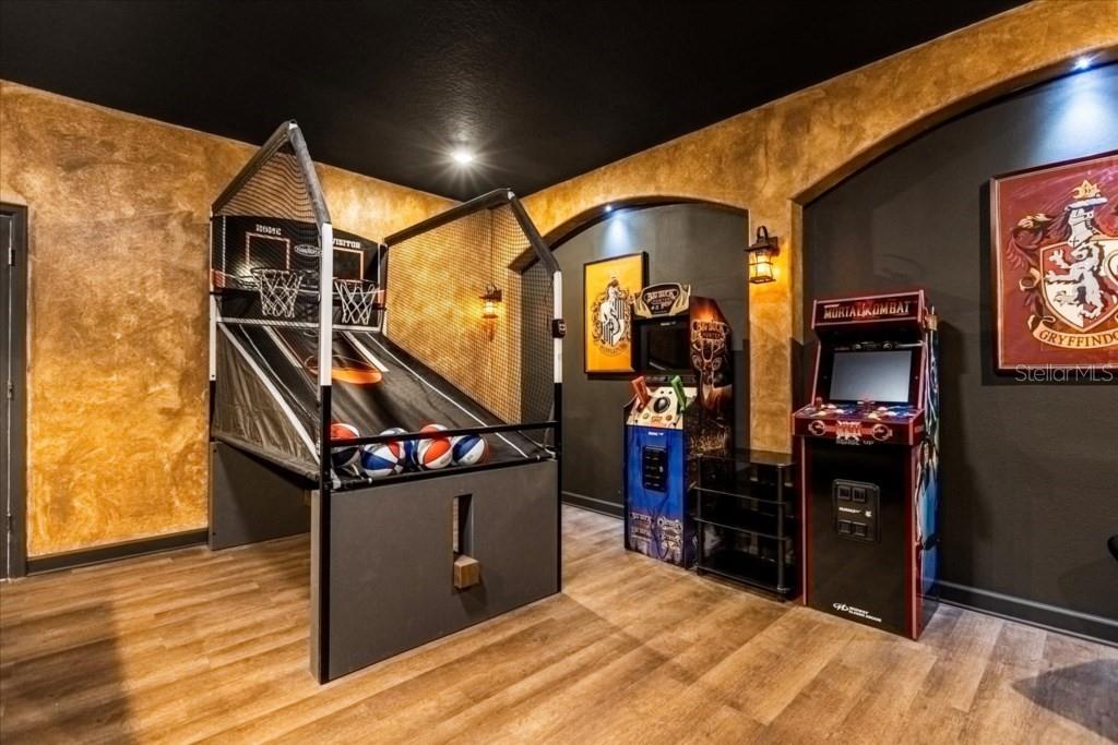 STOREY LAKE PH 3 - Residential