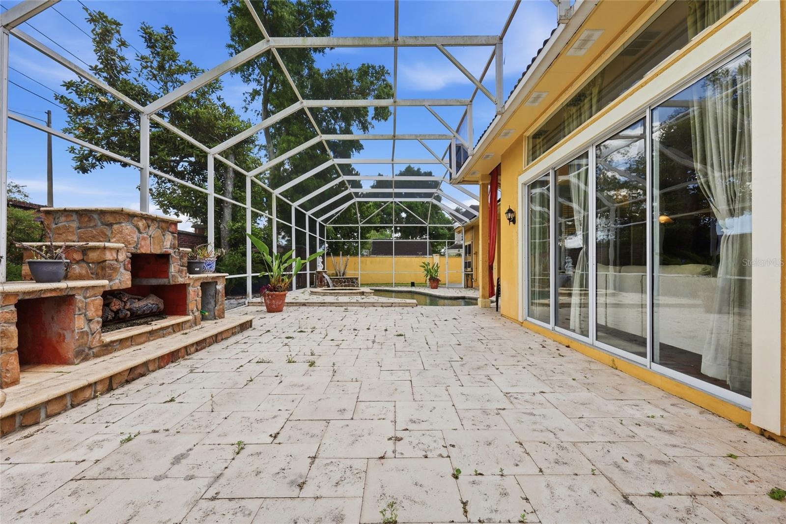 PARK SPGS - Residential