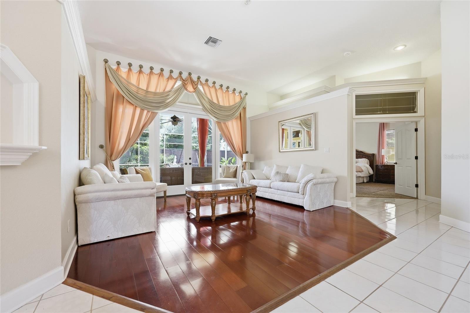 PARK SPGS - Residential