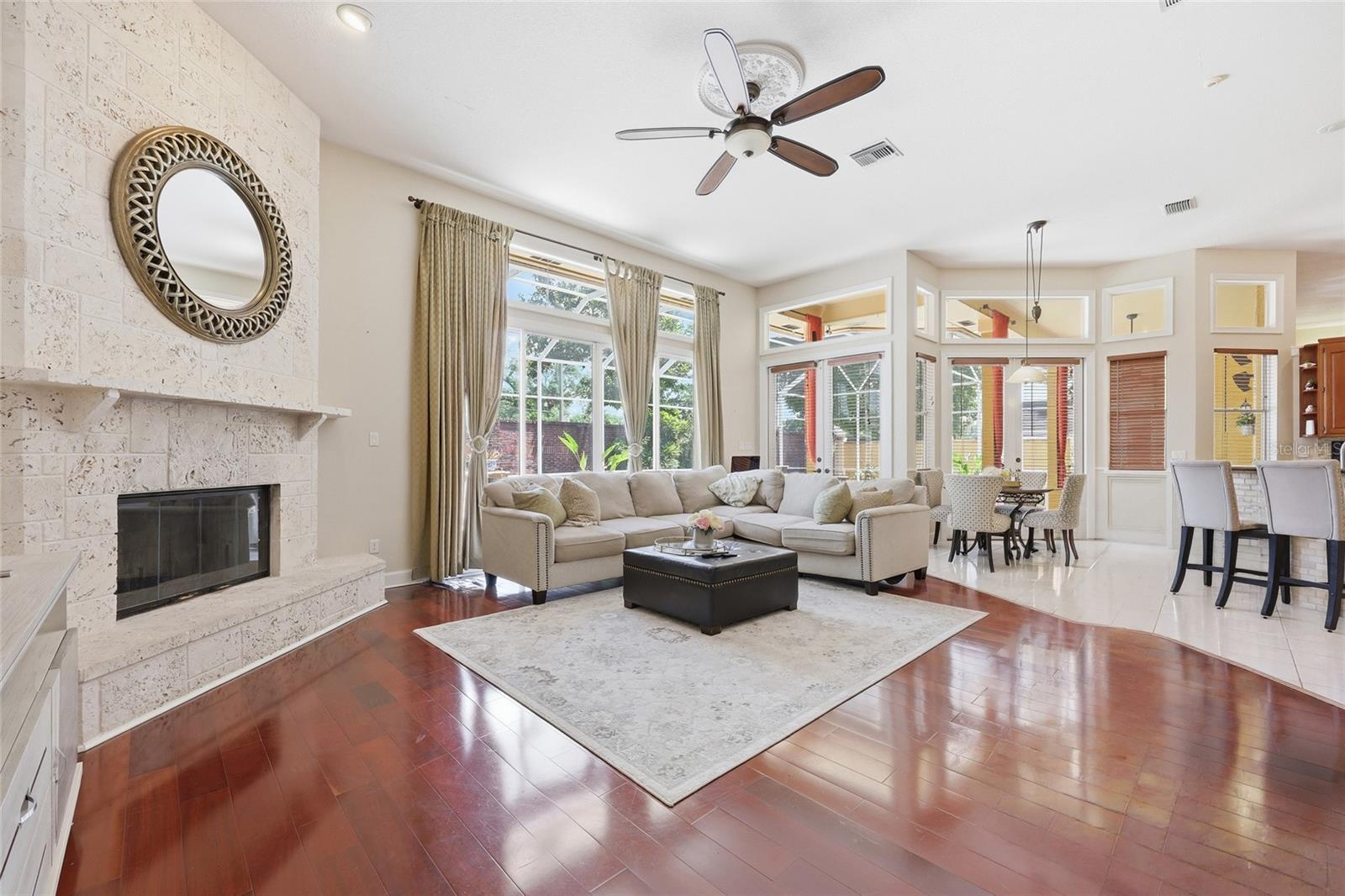 PARK SPGS - Residential