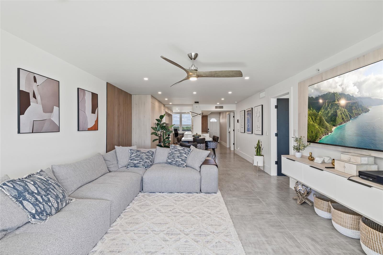 REDINGTON TOWERS 3 CONDO - Residential