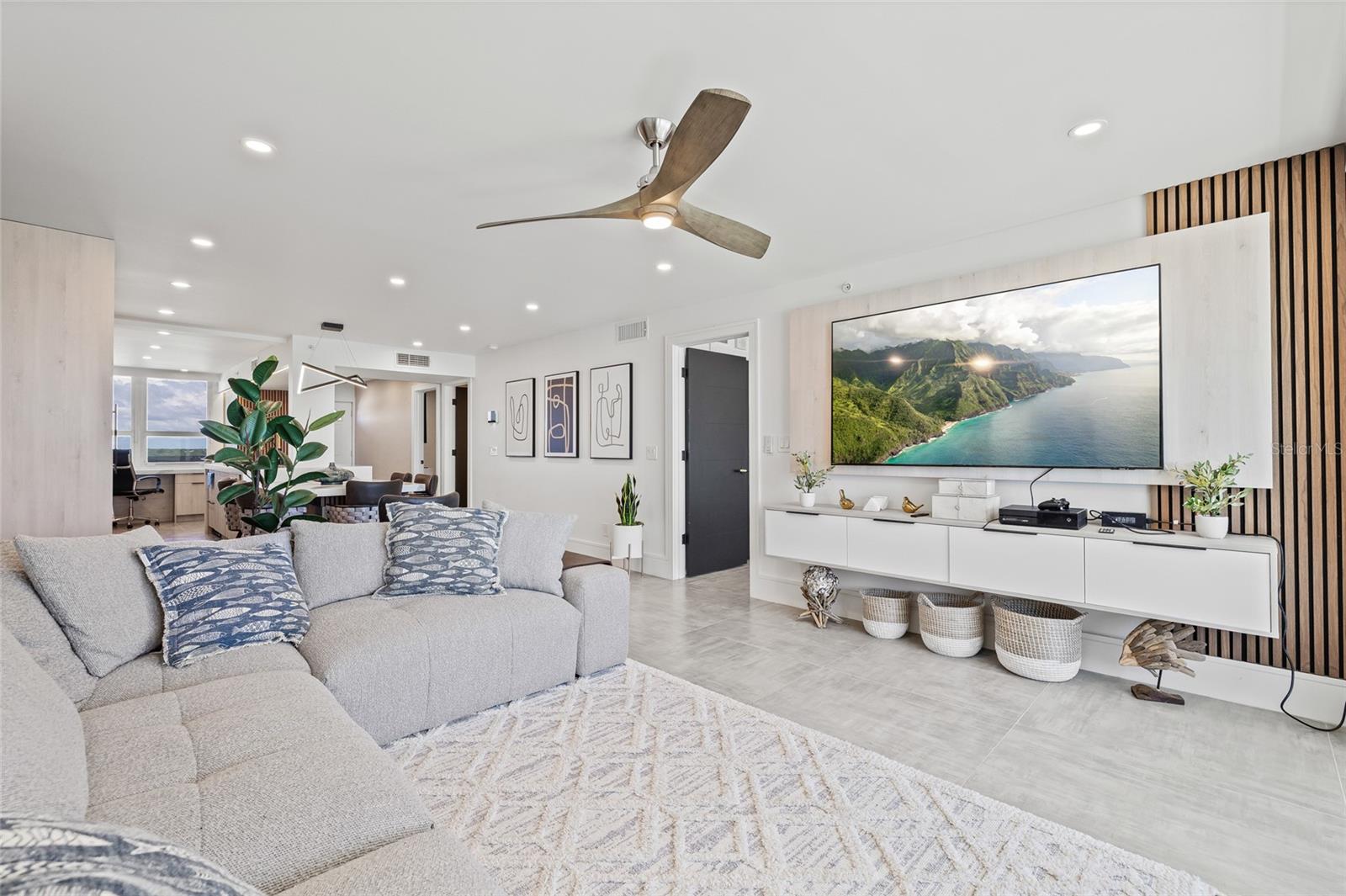 REDINGTON TOWERS 3 CONDO - Residential