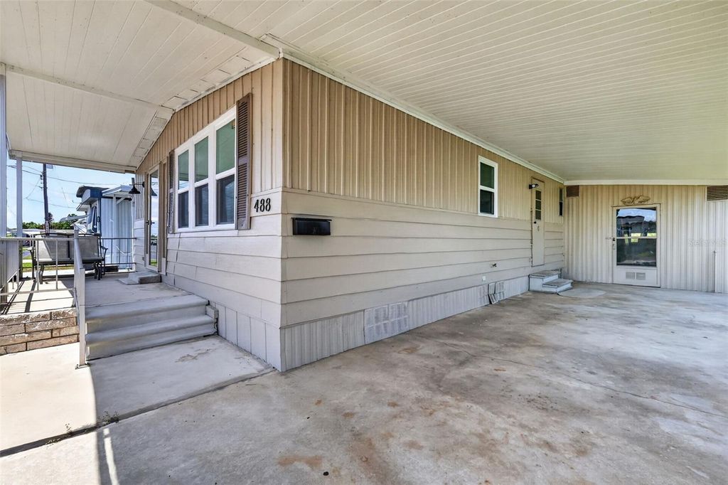 Photo of 488 Marina Lane, Tavares, FL 32778 (MLS # O6404824)