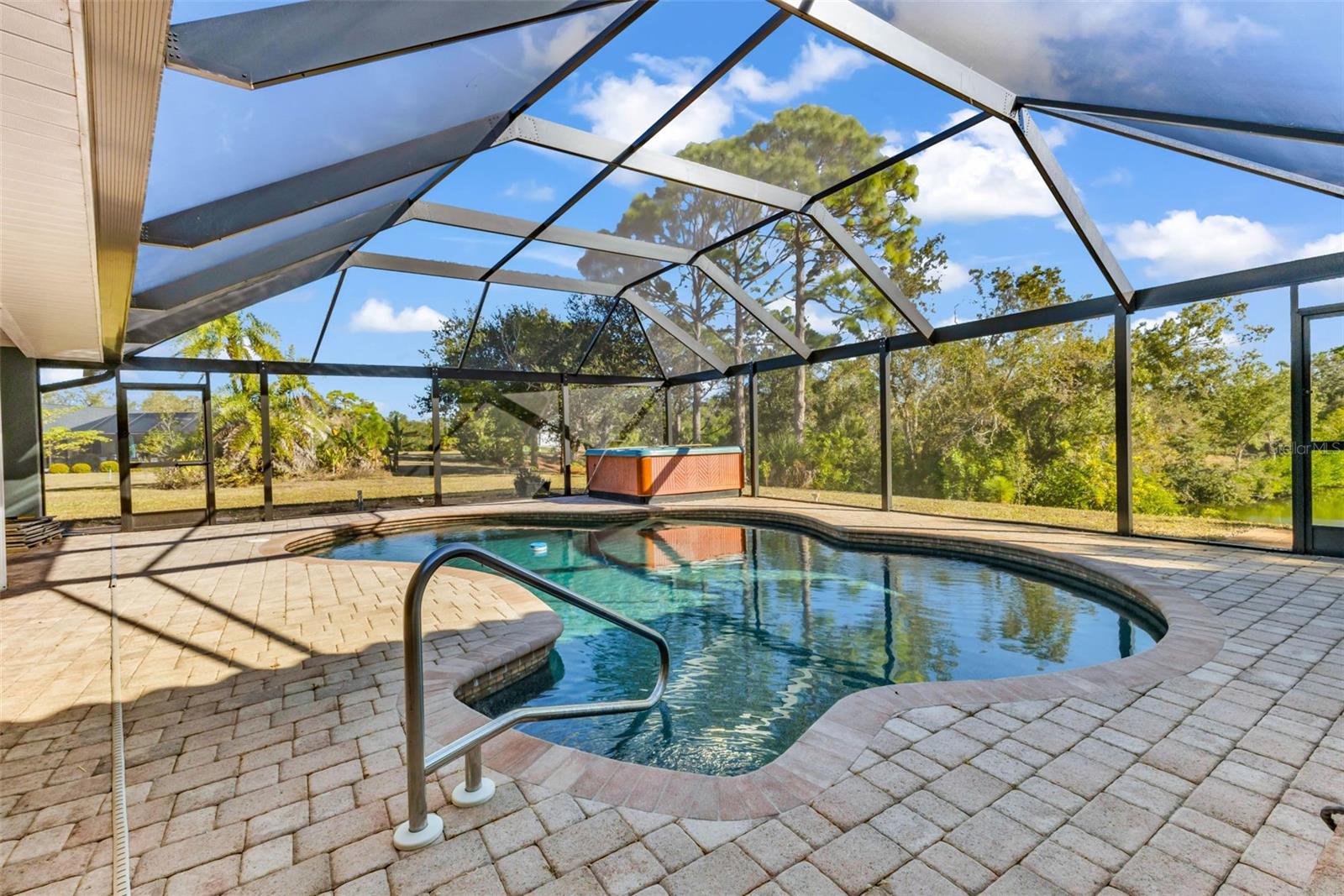 DALELAKE ESTATES - Residential