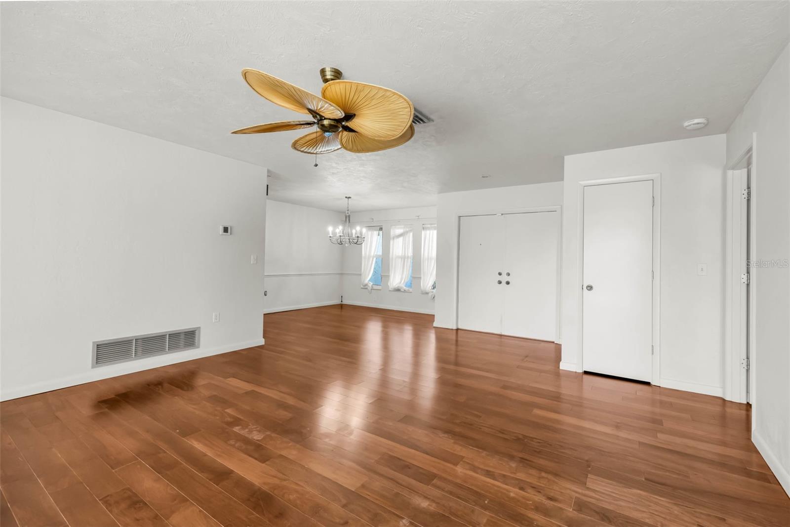 DALELAKE ESTATES - Residential