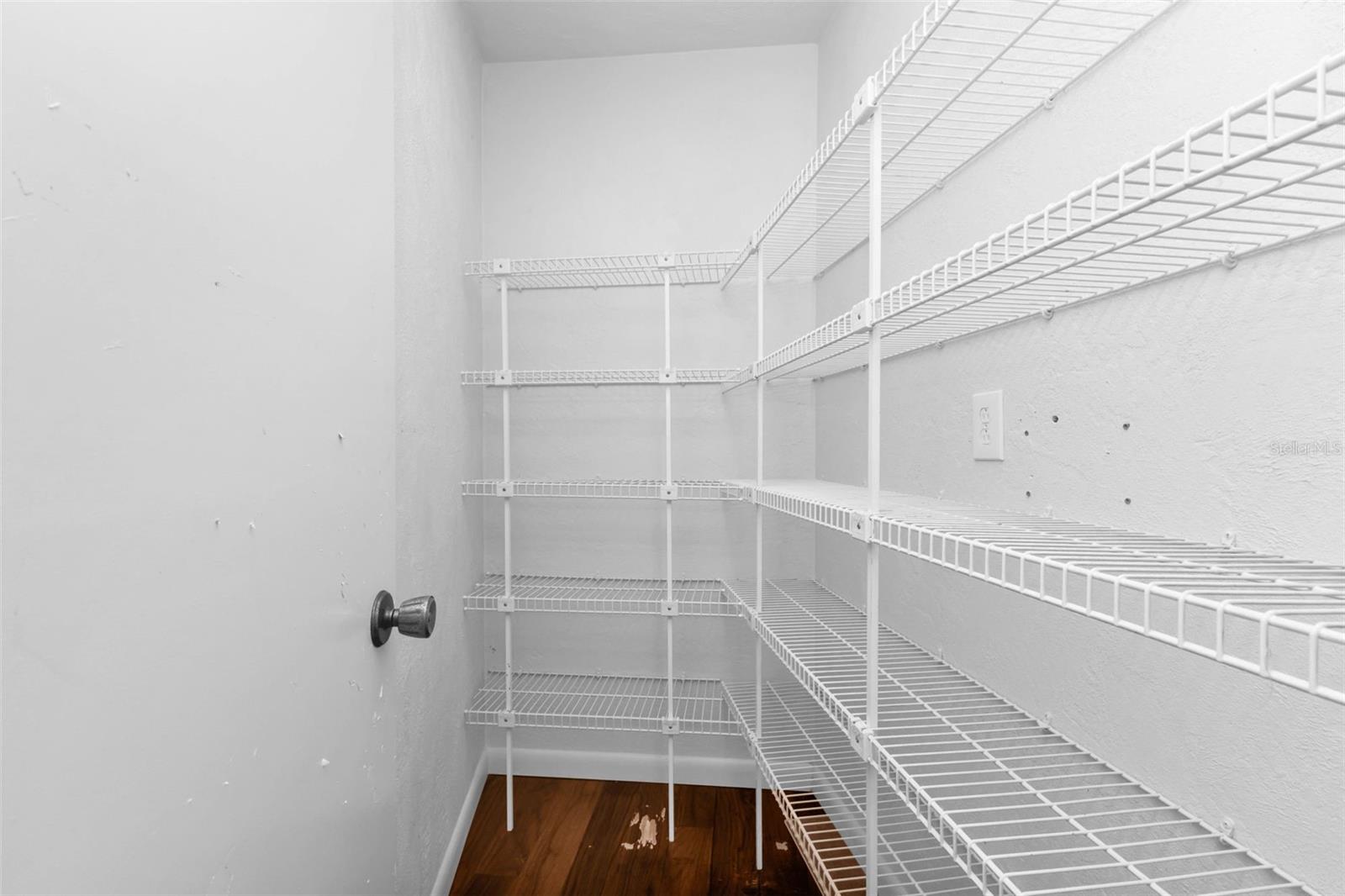 DALELAKE ESTATES - Residential