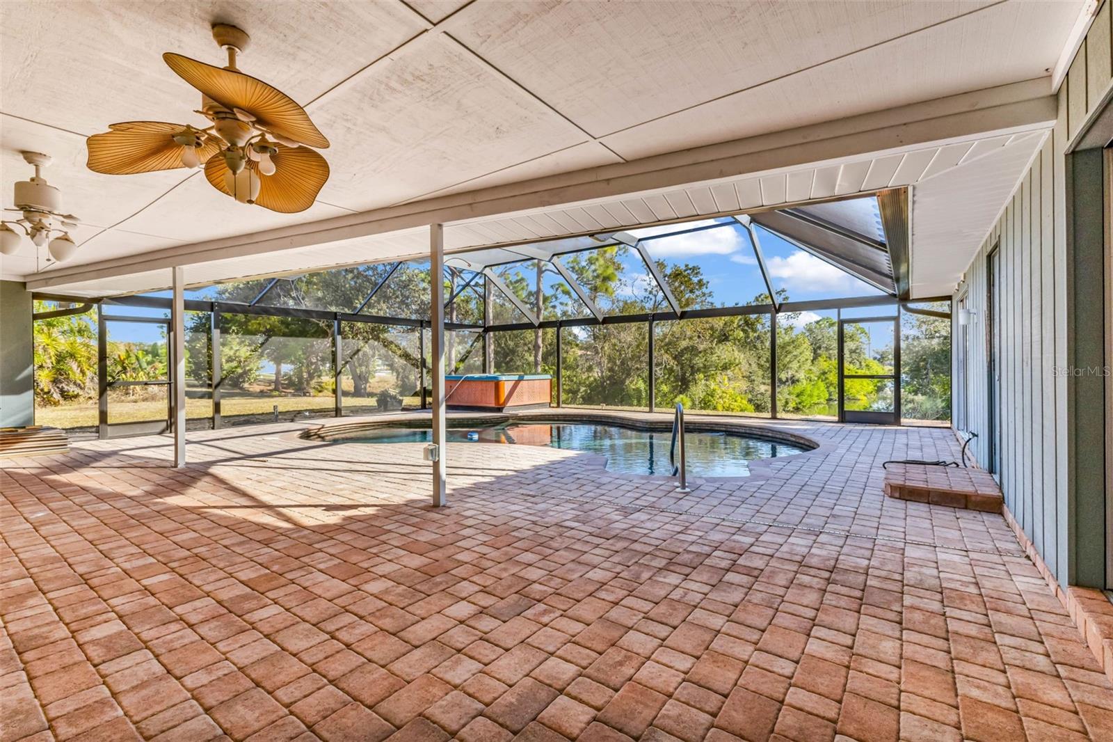 DALELAKE ESTATES - Residential