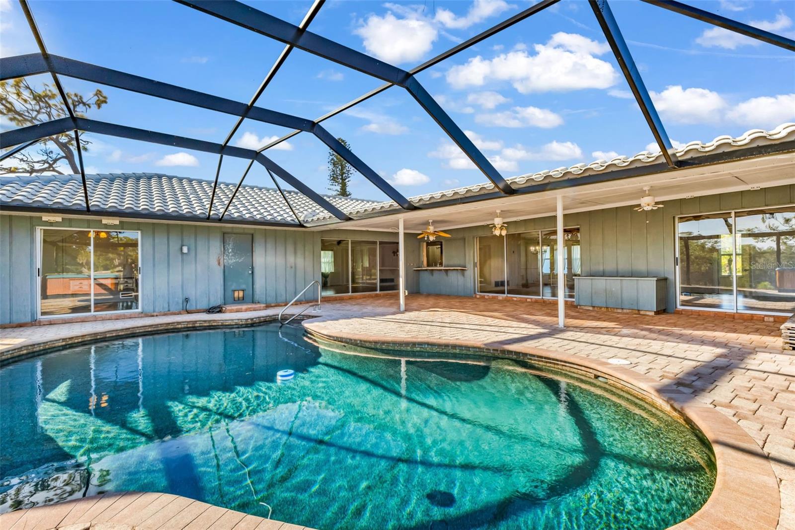 DALELAKE ESTATES - Residential