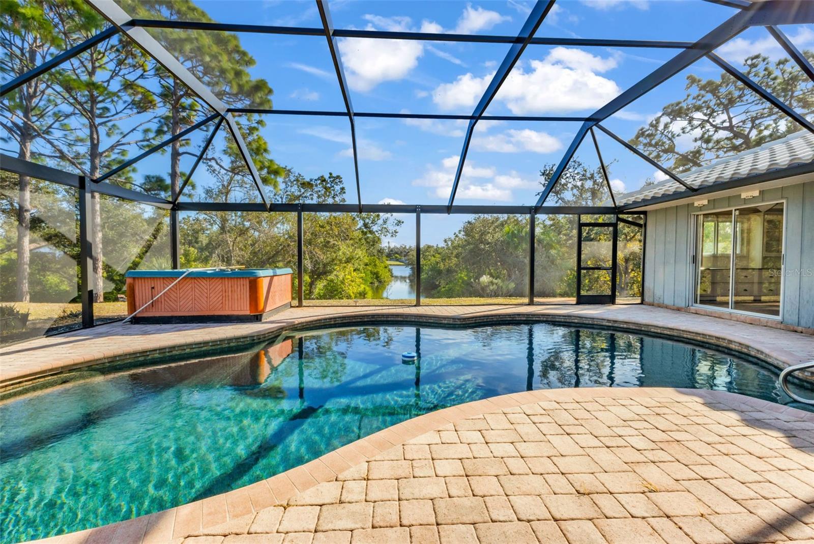 DALELAKE ESTATES - Residential