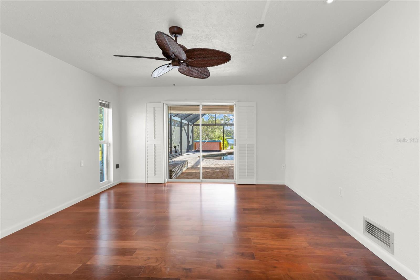 DALELAKE ESTATES - Residential