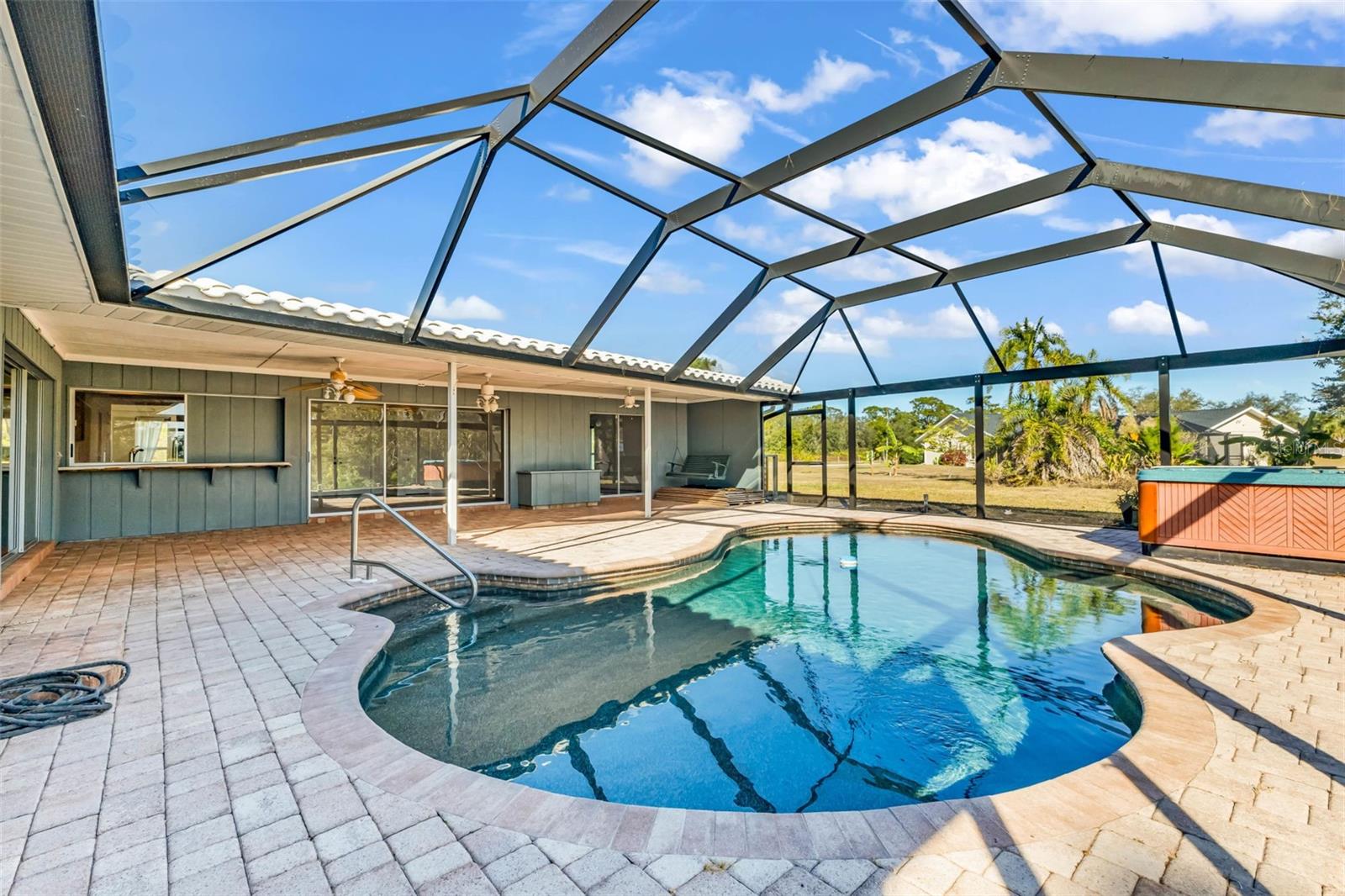 DALELAKE ESTATES - Residential