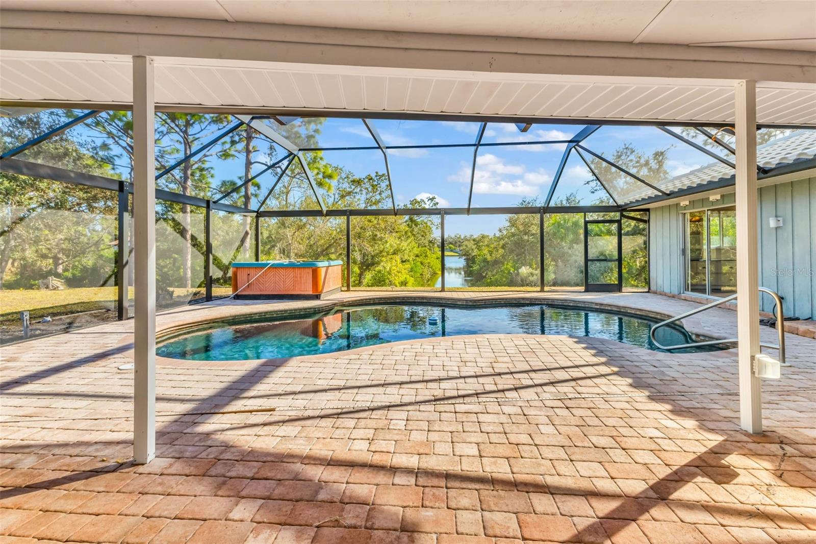 DALELAKE ESTATES - Residential