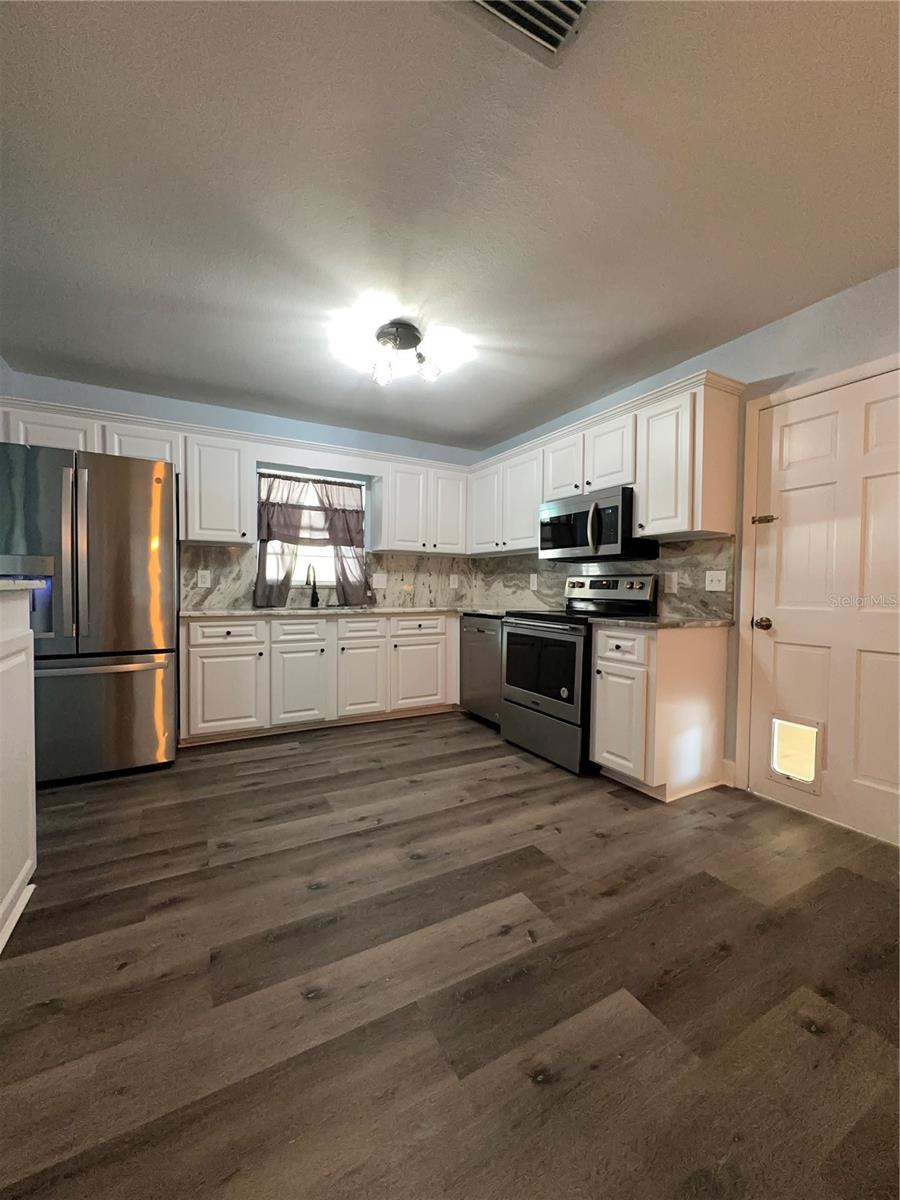 DOGWOOD ESTATES - Residential