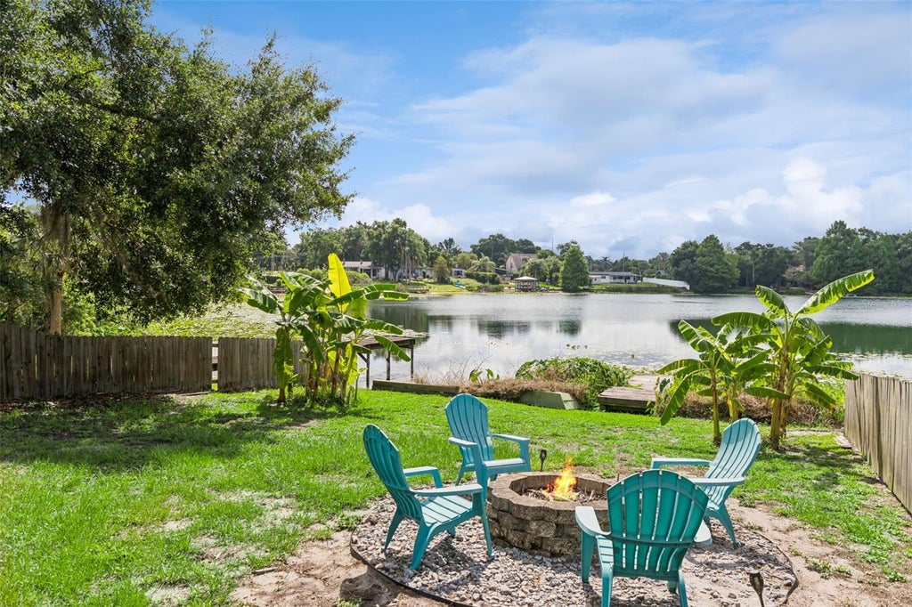 Photo of 2609 S Crystal Lake Drive, Orlando, FL 32806 (MLS # O6413658)