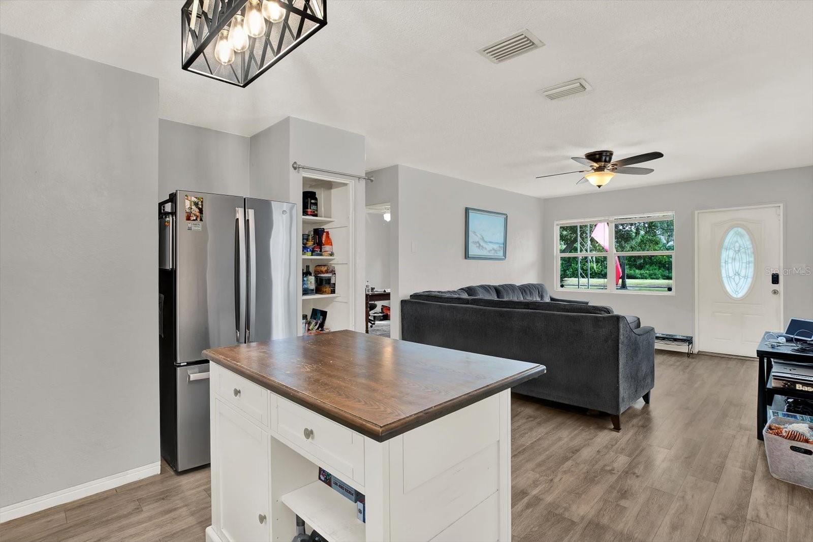 NORTH ST PETERSBURG REP BLK 86 - Residential