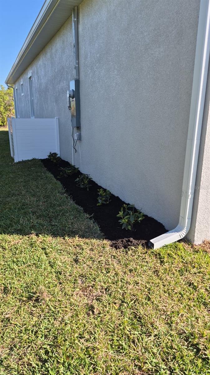 ROTONDA LAKES - Residential