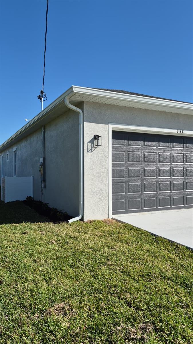 ROTONDA LAKES - Residential