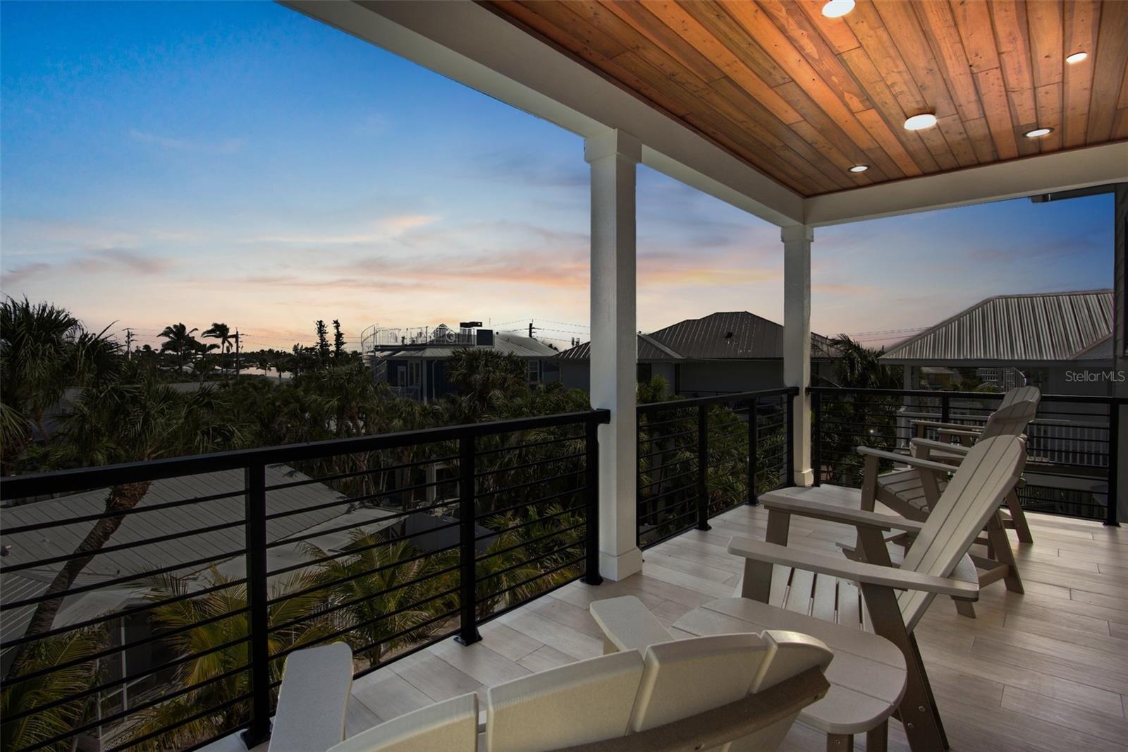 MIRA MAR BEACH - Residential