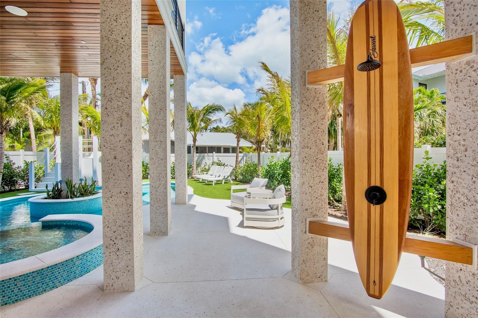 MIRA MAR BEACH - Residential