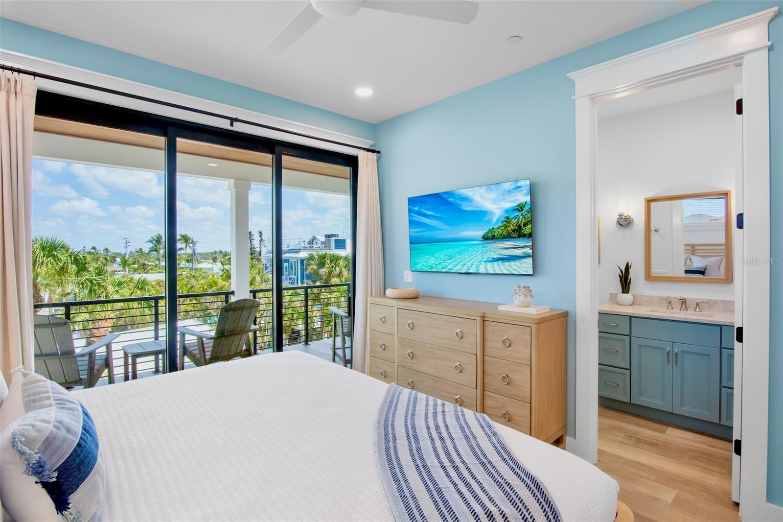 MIRA MAR BEACH - Residential