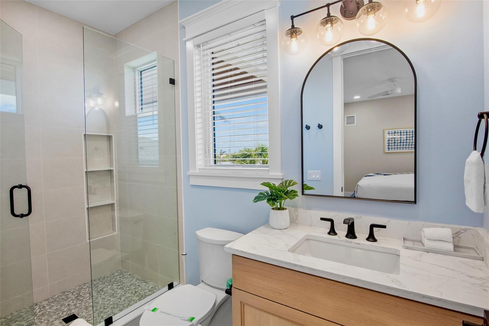 MIRA MAR BEACH - Residential