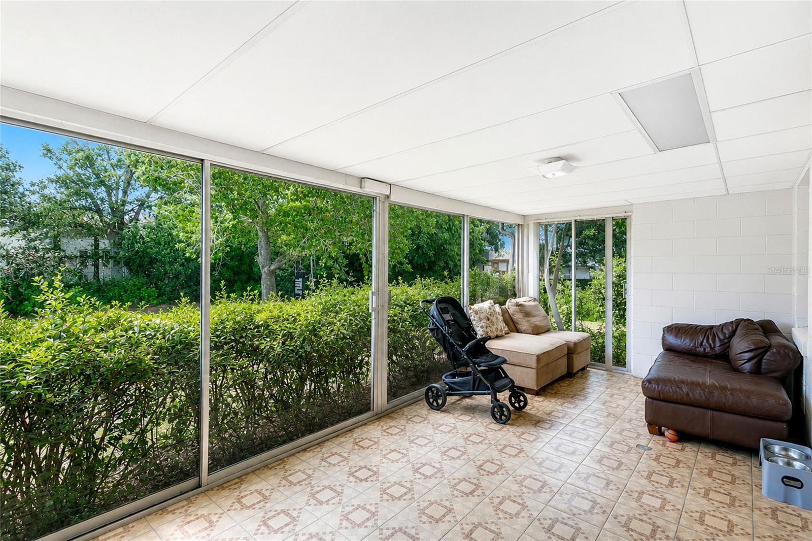 ROLLING ACRES ESTATES - Residential