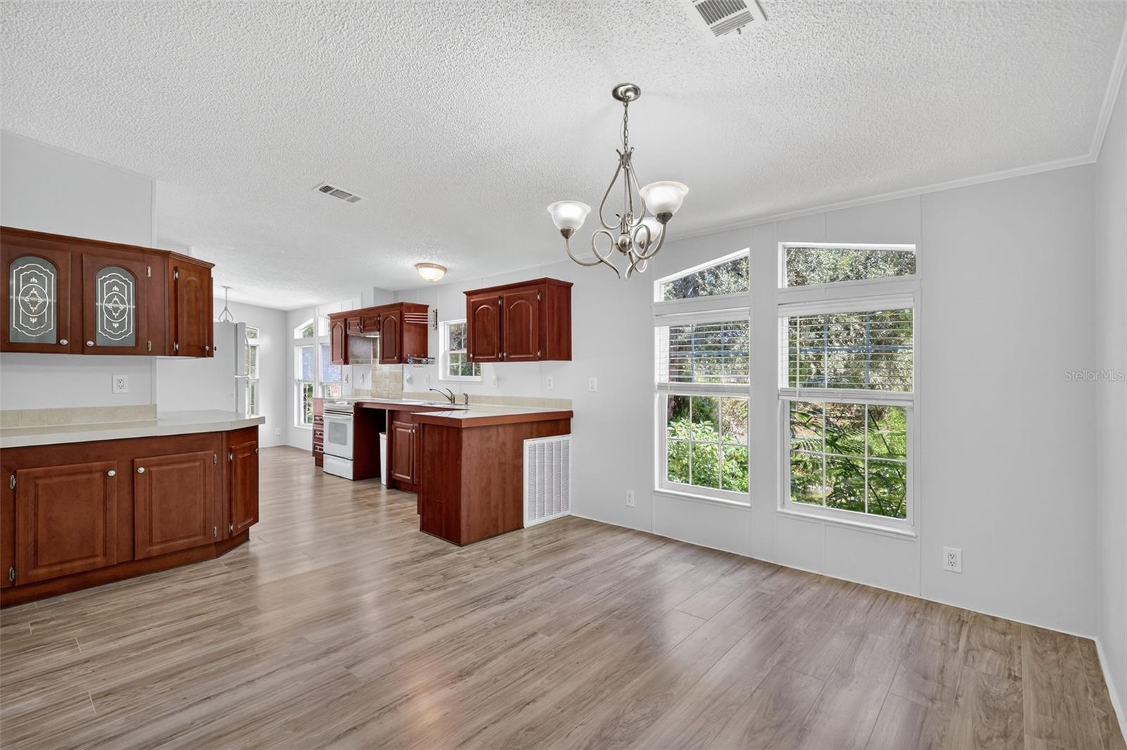 WOODS & LAKES - Residential