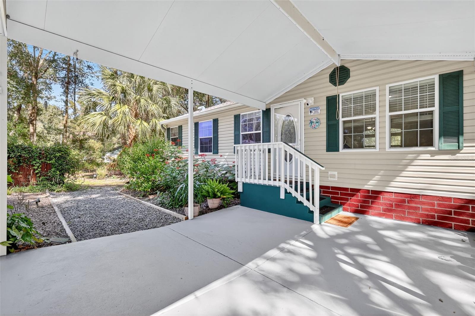 WOODS & LAKES - Residential